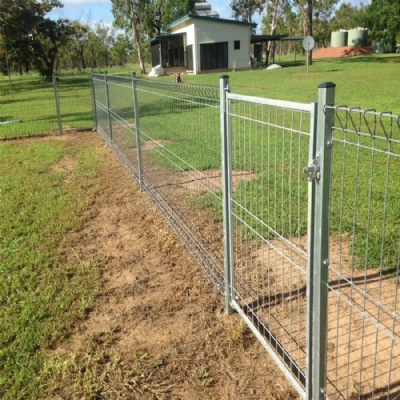 2.1m Roll Top Metal Fencing Cost-effective Perimeter Fence