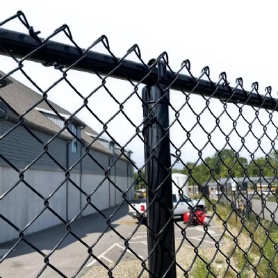 5 Feet Black Chain Link Fence Wholesaler In China