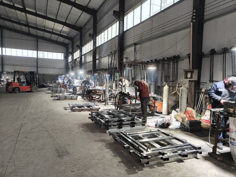 Welding warehouse