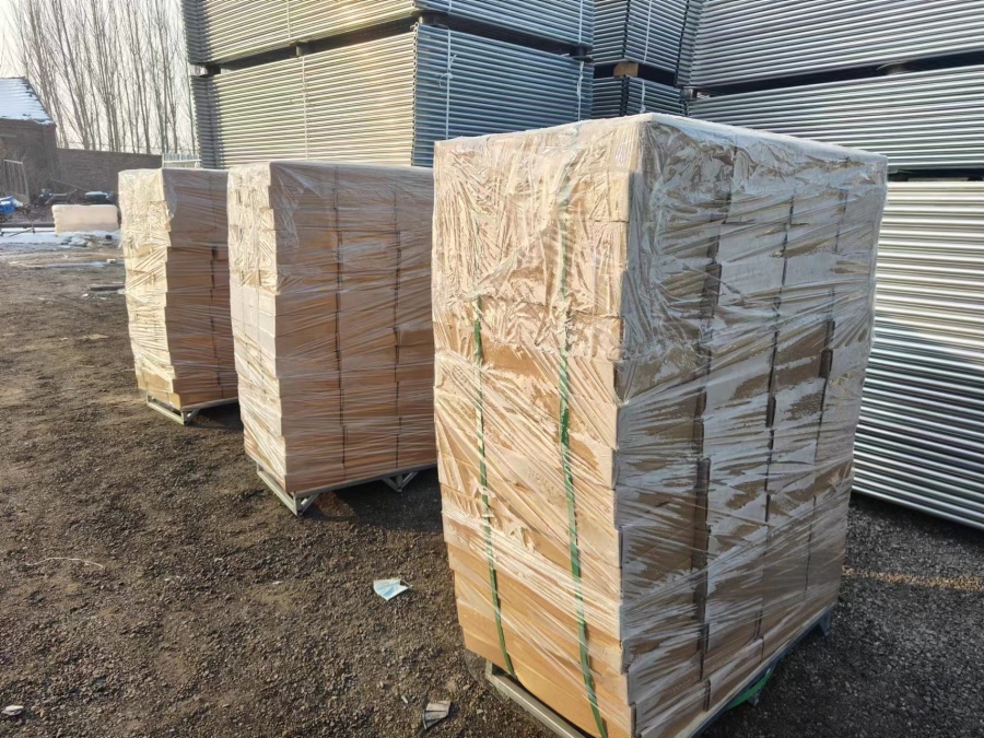 feet packaging feet packaging